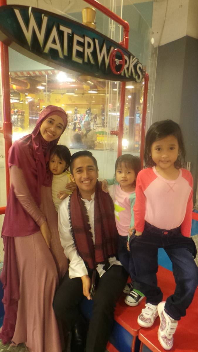 Family Friday: Irfan Hakim, "Anak Harus Segan Sama Ortunya, Bukan Takut"