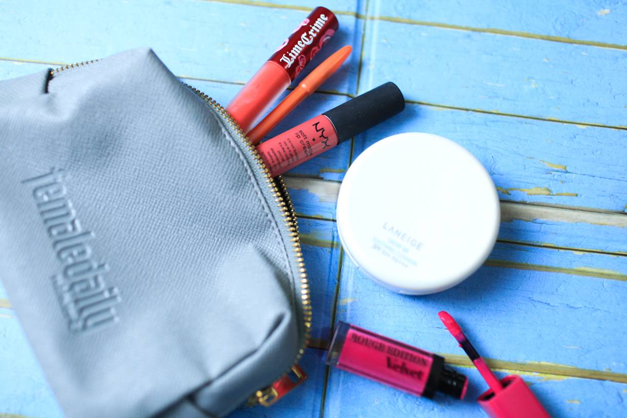 What's In My Hospital (Makeup) Bag