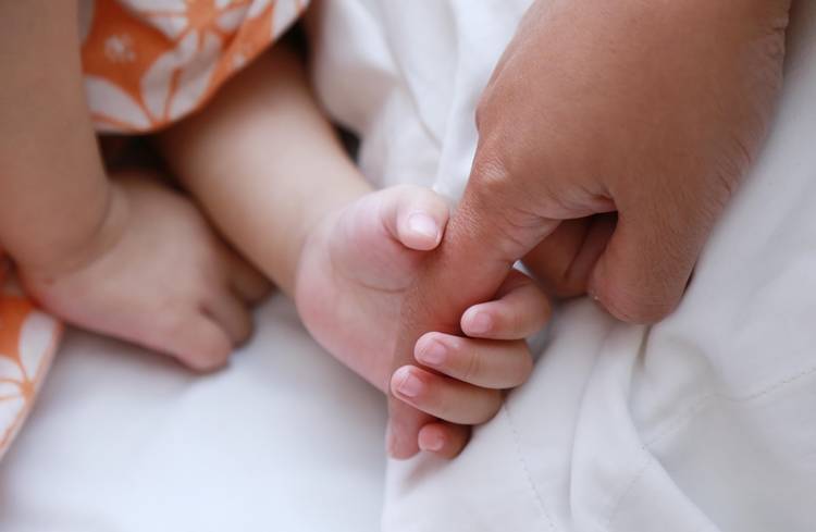 Tips Mengoptimalkan Perkembangan Otak Bayi