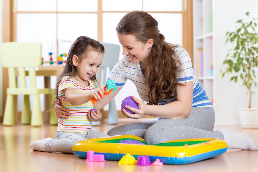 Play Therapy, Cara Efektif untuk Mengatasi Permasalahan Tumbuh Kembang Anak
