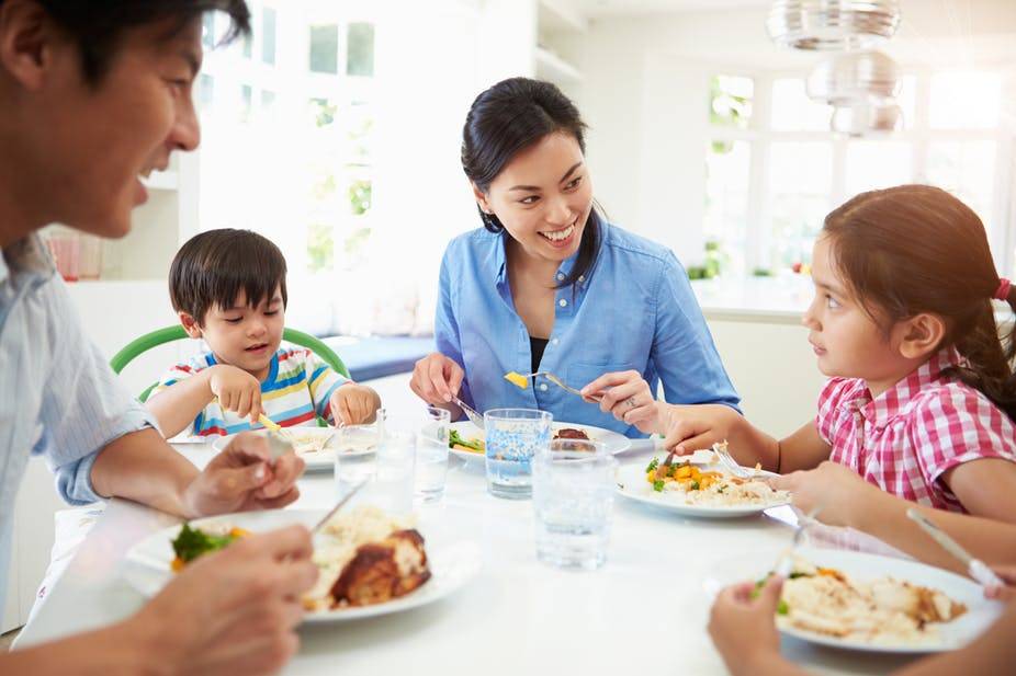5 Hal yang Bikin Momen Makan Bersama Jadi (Lebih) Menyenangkan