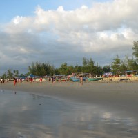 Liburan ke Pantai Panjang