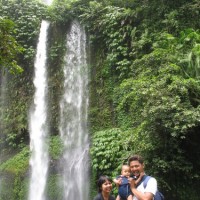 Aman Menjelajah Hutan Bersama Bayi