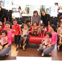 Mommies Daily 1st Birthday (and a Maclaren Stroller for YOU!)