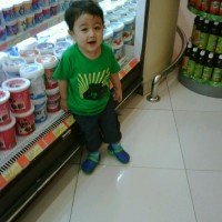 Today's Outfit: Groceries with Arman