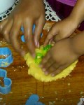 Bermain-main dengan Cookie Cutter