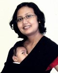 Menggendong Praktis dengan Bobita Wrap