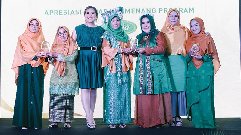 Sania Berikan Penghargaan untuk Tokoh Inspiratif di Malam Apresiasi Kampanye #BerbagiKebaikan 2019