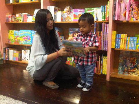 Story Telling with Book or Read Aloud