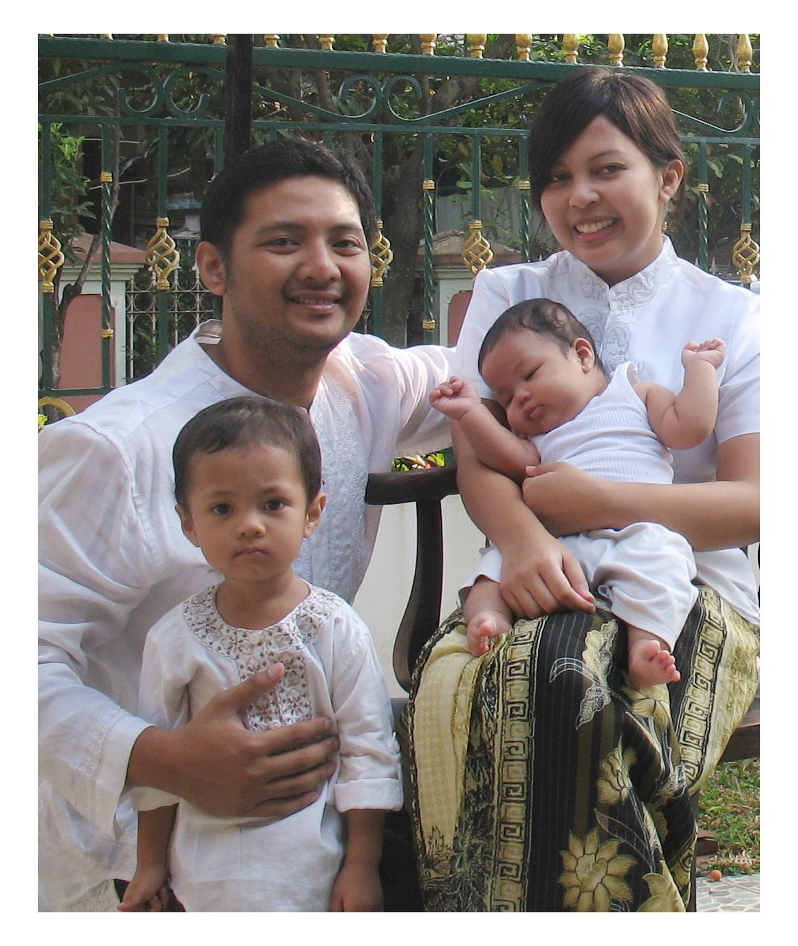 Tandem Nursing & Self Weaning Ala Rakata