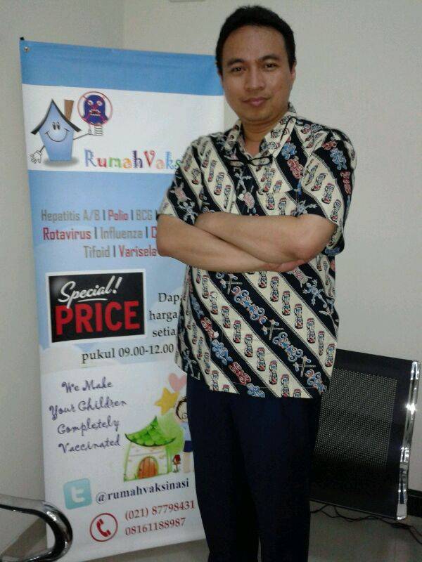 dr. Piprim dan Rumah Vaksinasi