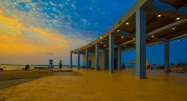 Berakhir Pekan di Thuwal Beach, Saudi
