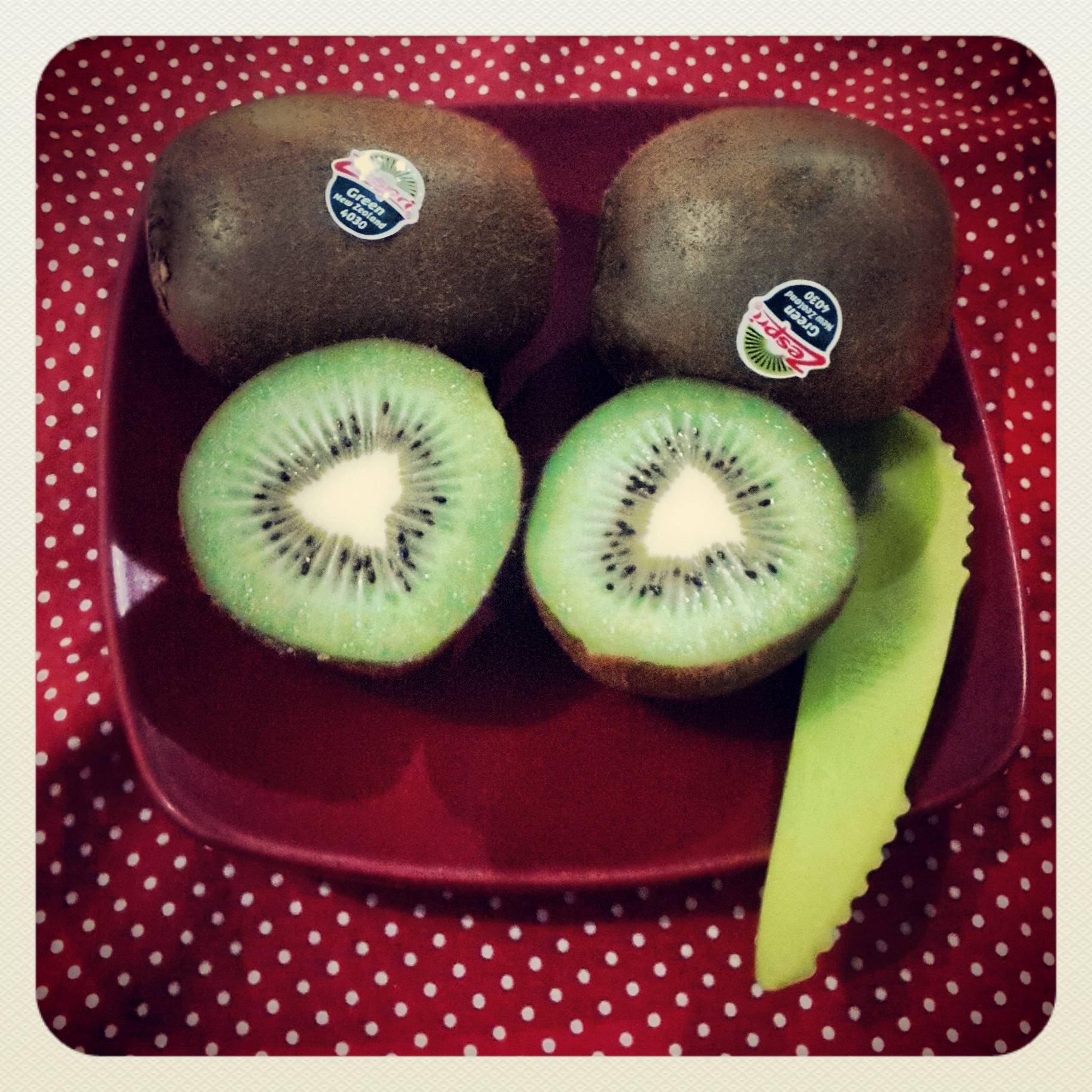 Makan Kiwi, Yuk!