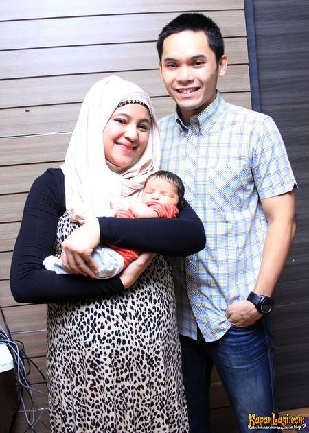 #CeritaSiAyah