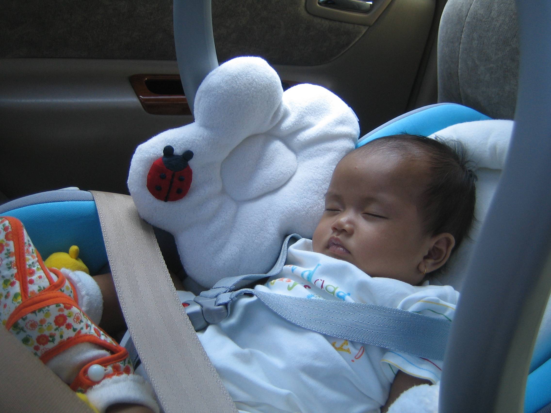 Kenapa Nggak Pakai Car Seat?