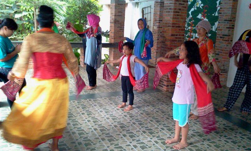 Wisata Kampung ke Desa Cinangneng