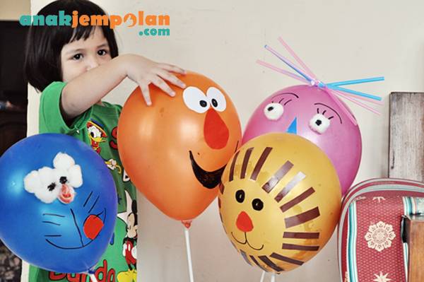 DIY: Balloon Crafts