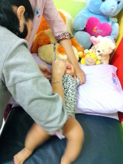 Tindik Bayi, Di Mana Dan Bagaimana?