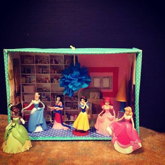 DIY: Shoe Box Doll House