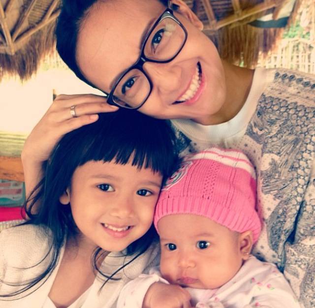 Kiat Artika Sari Devi Merawat Kulit Bayi