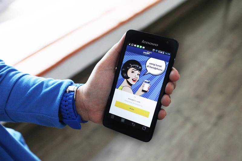 Simpan Uang Tunai di Handphone?