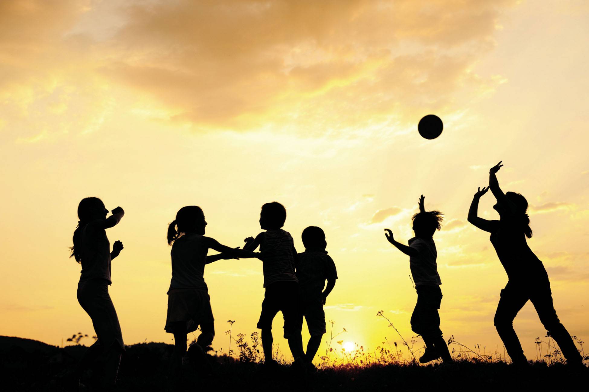 10 Mainan Masa Kecil (Yang Masih Ada Sampai Sekarang)