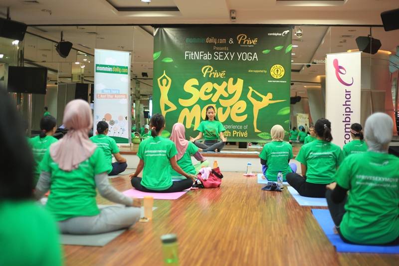 Sexy Yoga Bersama Prive