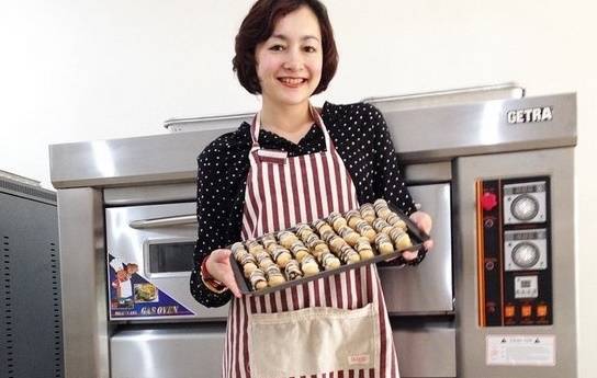 Family Friday – Dewi Rezer: Sukses Menjalankan 3 Bisnis yang Berawal Dari Hobi