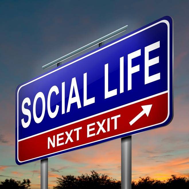 4 Tips To Maintain Your Social Life After Having Kids