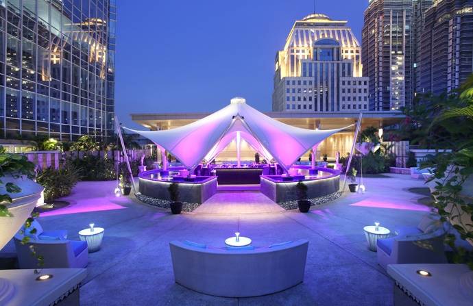 5 Tempat Kencan Romantis di Jakarta