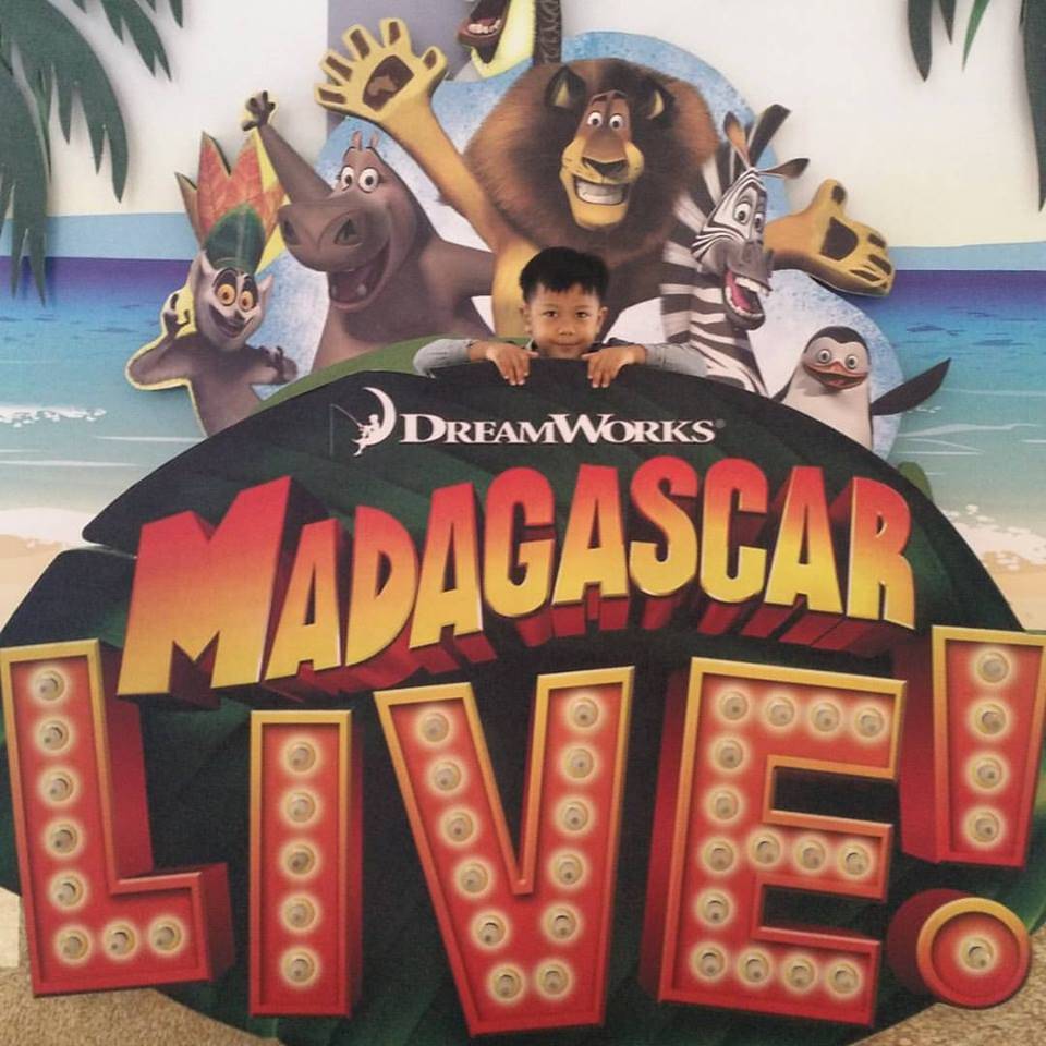 Menyaksikan Aksi Alex dan Sahabat di Madagascar Live