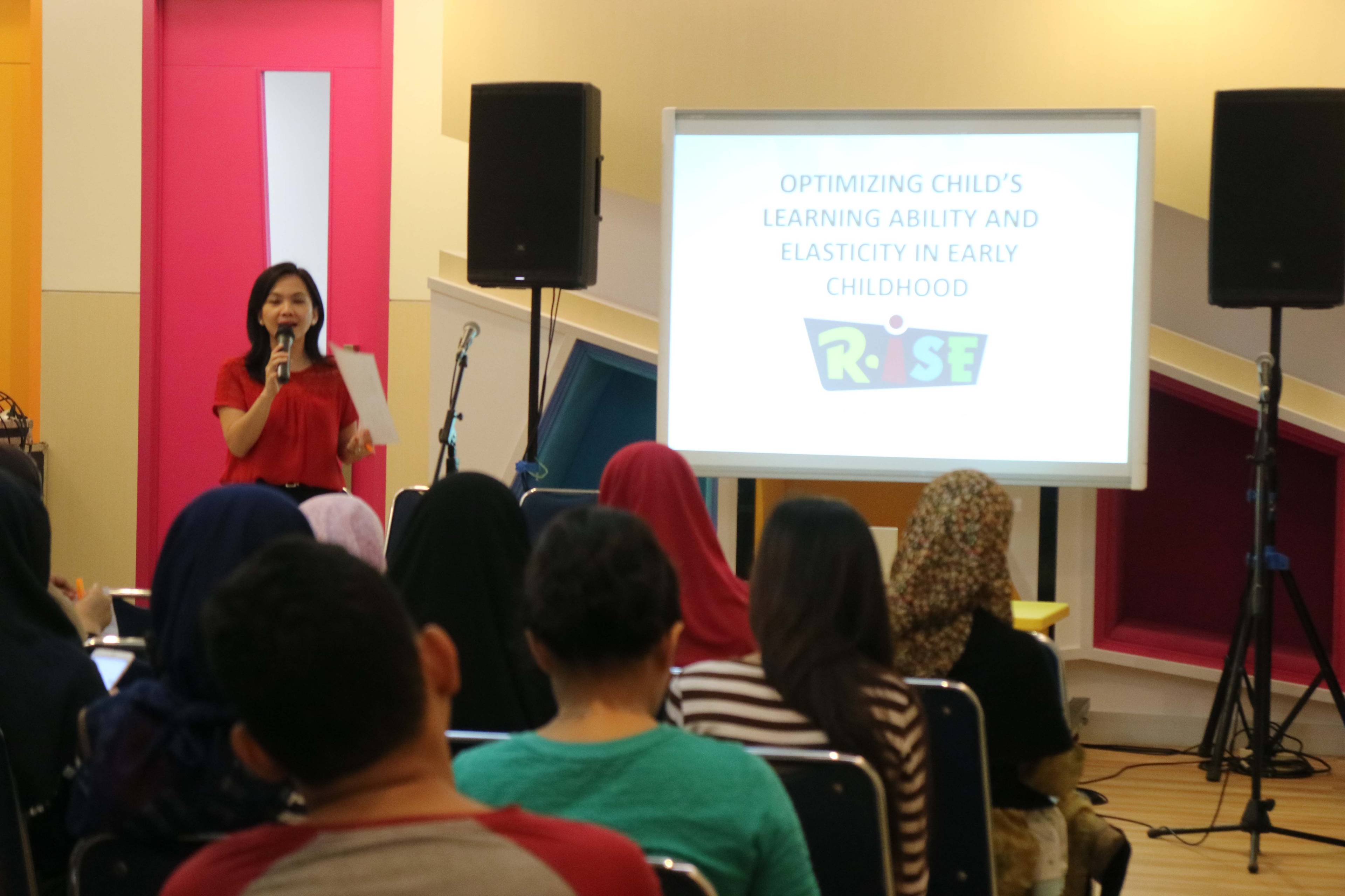 Mengoptimalkan Kemampuan Belajar Bahasa Asing Anak Sejak Dini