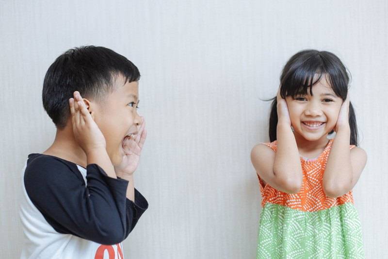 4 Pelajaran Hidup yang Sering Lupa Diajarkan pada Anak