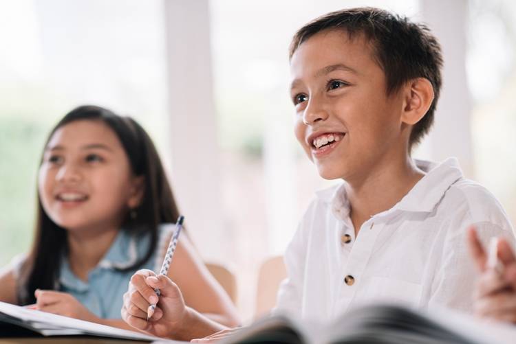 5 Strategi Memilih Tempat Les Bahasa Inggris untuk si Kecil