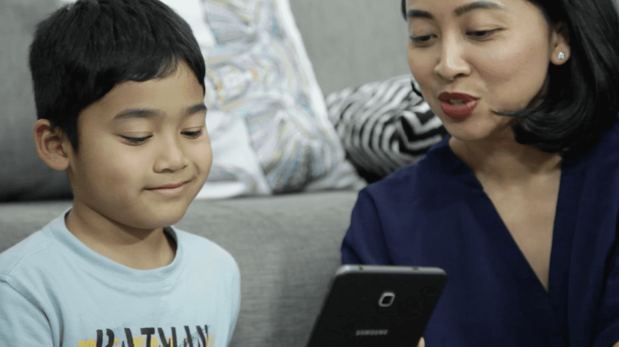 5 Tips Aman Anak Bermain Gadget