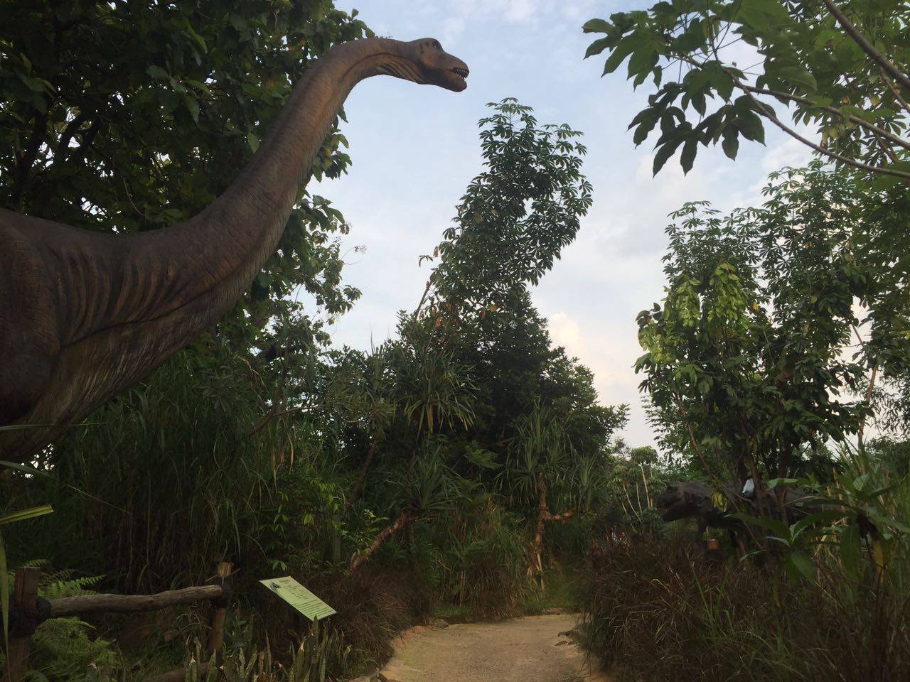 Berakhir Pekan di Taman Legenda Keong Mas, TMII