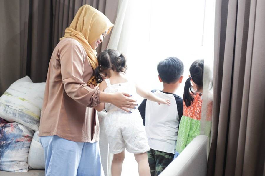 Mari Berhenti Menjadikan Anak Sebagai Investasi
