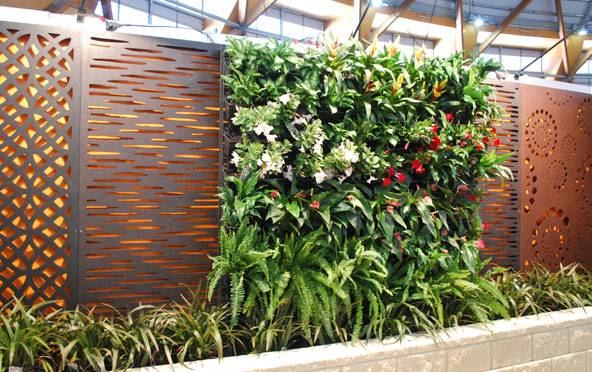 3 Hal yang Harus Diperhatikan Saat Membuat Vertical Garden