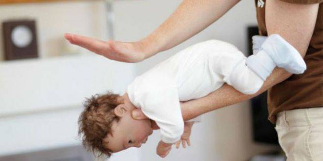 Pertolongan Pertama Pada Bayi Tersedak