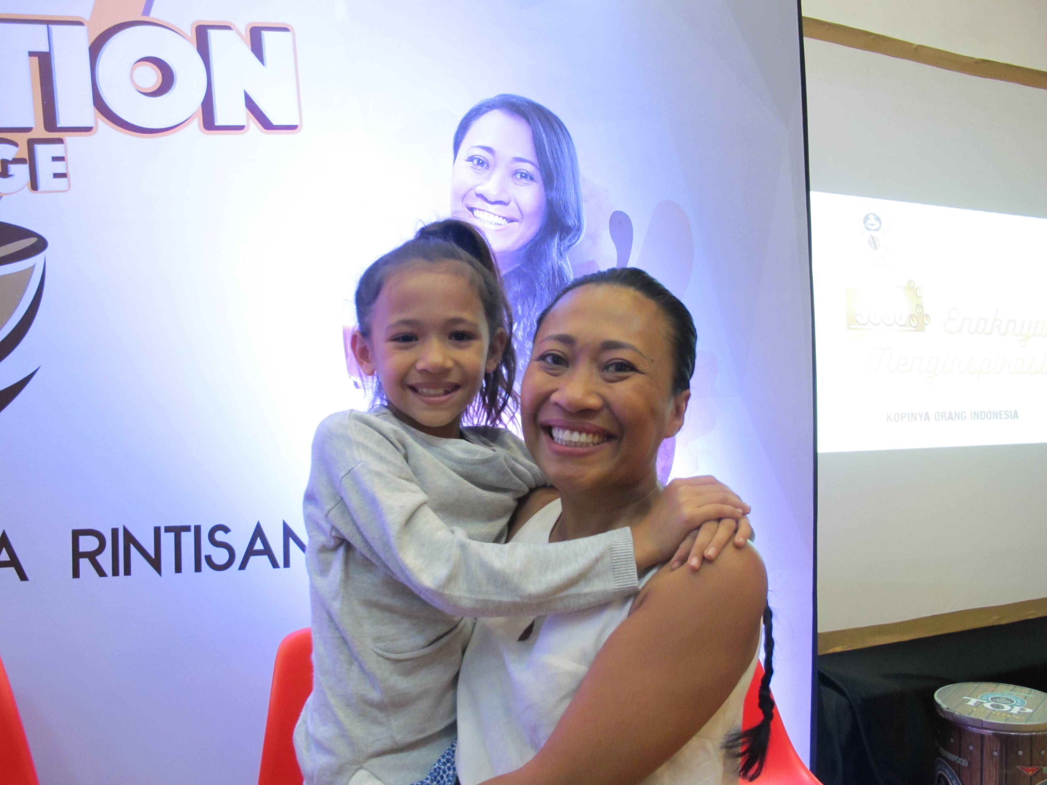 Niluh Djelantik, “Ibu itu CEO yang paling rumit di dunia!”