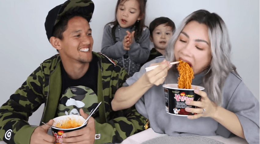 10 Youtube Channel Seputar Parenting yang Wajib Mommies Tonton