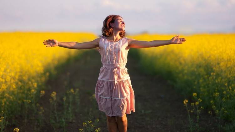 7 Happiness Hacks You Must Try!