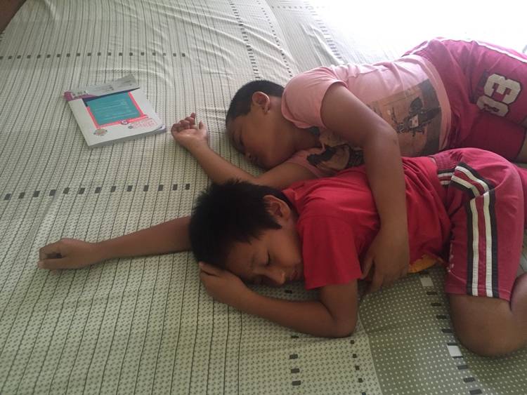 5 Makanan yang Membuat Anak Lebih Gampang Tidur