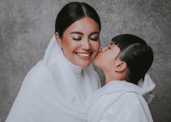 Leukemia yang Dialami Anak Denada, Gejala Apa yang Patut Mommies Ketahui?