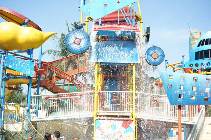 Review Waterbom Pantai Indah Kapuk Jakarta
