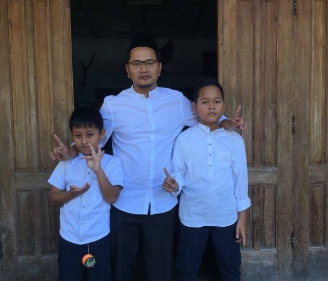 5 Cara Bantu Pasangan Jadi Ayah yang Baik