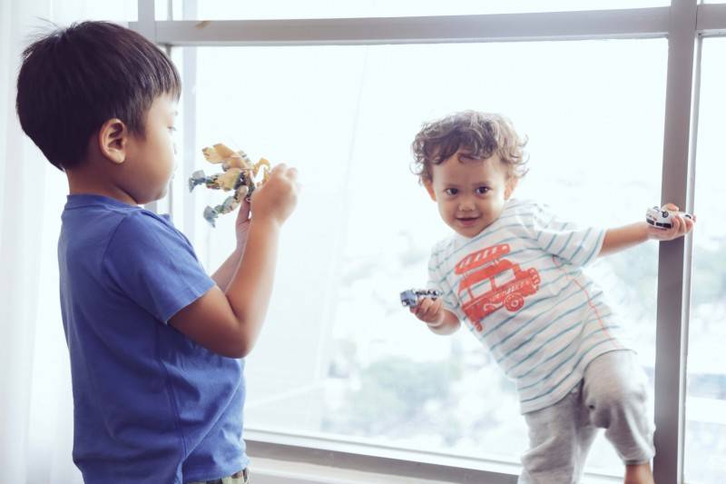 Ajak Anak ke Kantor? Jangan Sampai Menganggu Rekan Kerja!