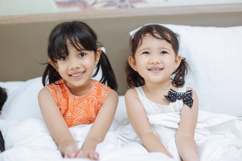 10 Hal yang Bisa Membuat Anak Tumbuh Lebih Bahagia