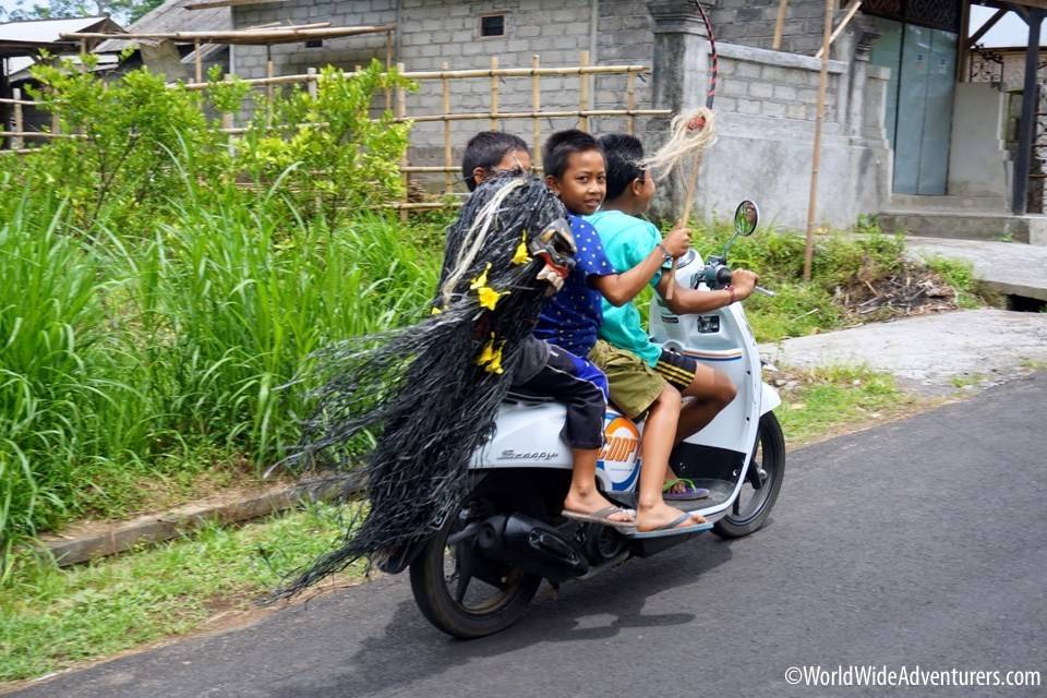 Untuk Orangtua yang Mengizinkan Anak di Bawah Umur Mengemudi