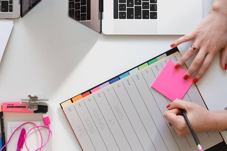 Dari Kantoran ke Mompreneur. Ini Tips Menjadi Entrepreneur Mom.